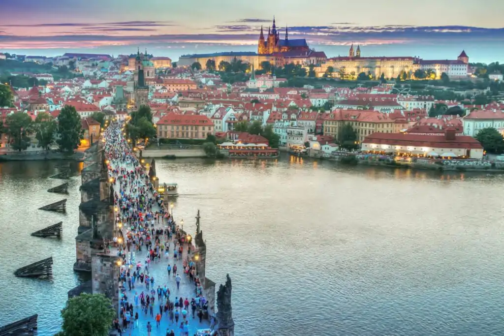 How to Plan a Budget Trip to Europe: Secrets for Saving Big 4 pexels jeshoots 126292 1 min