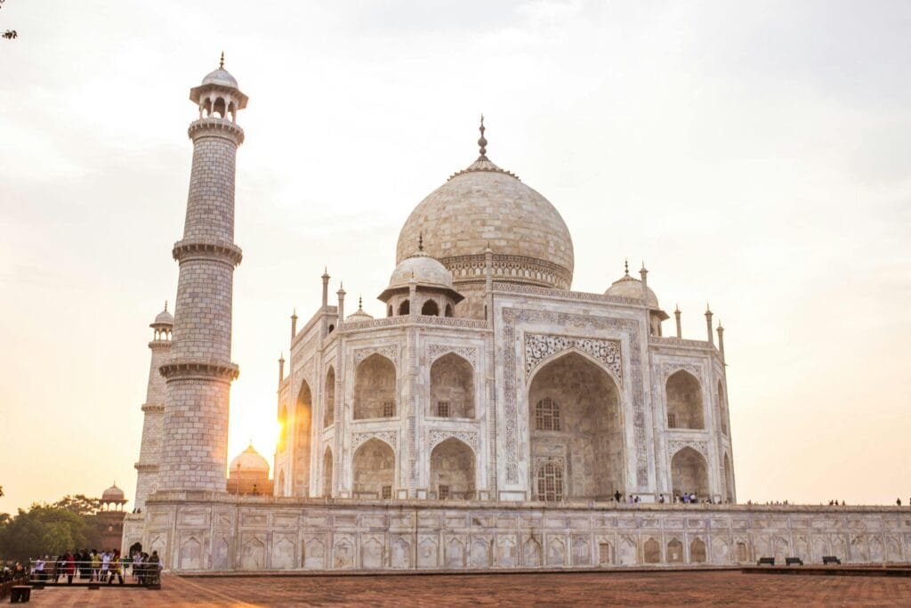 Must-Visit UNESCO World Heritage Sites in Asia 2 taj mahal