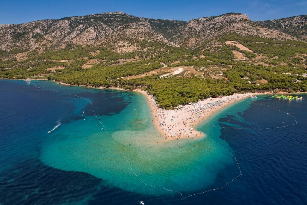 Budget Travel Guide to Croatia’s Dalmatian Coast: Top Cheap Destinations & Tips 3 pexels vladimirsrajber 27651483 min