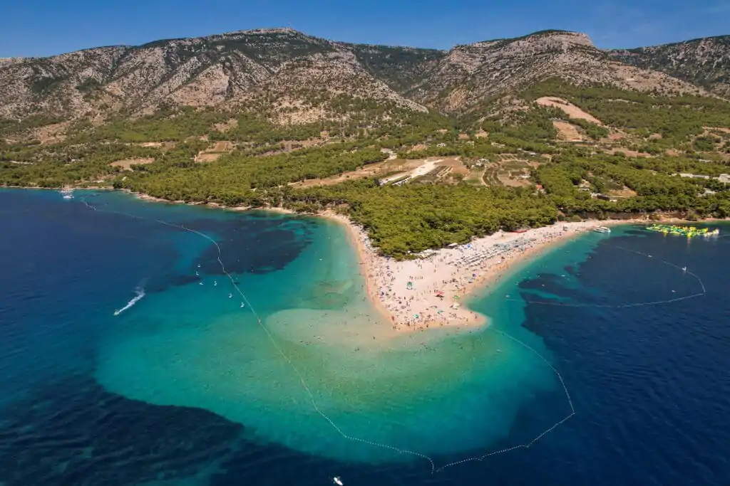 Budget Travel Guide to Croatia’s Dalmatian Coast: Top Cheap Destinations & Tips 3 pexels vladimirsrajber 27651483 min