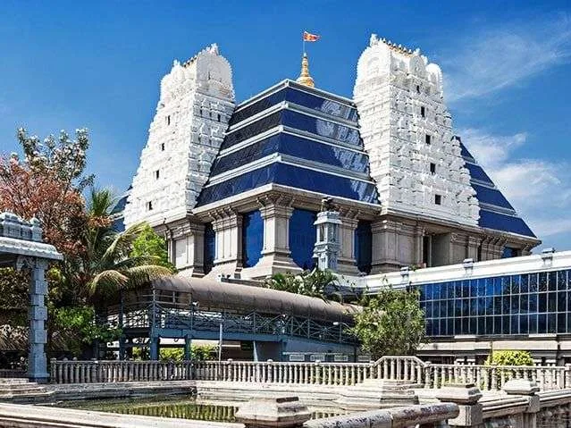 Top 10 Unforgettable Places to Visit in Bangalore – Roam Traveller 5 ISKCON Temple, Bangalore