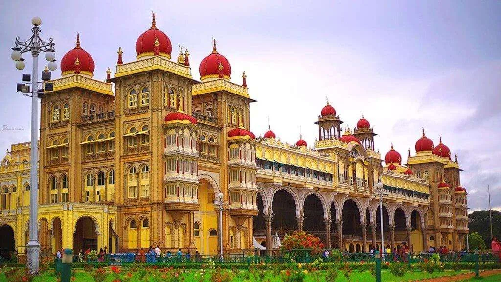 Top 10 Unforgettable Places to Visit in Bangalore – Roam Traveller 2 Tipu Sultan Summer Palace