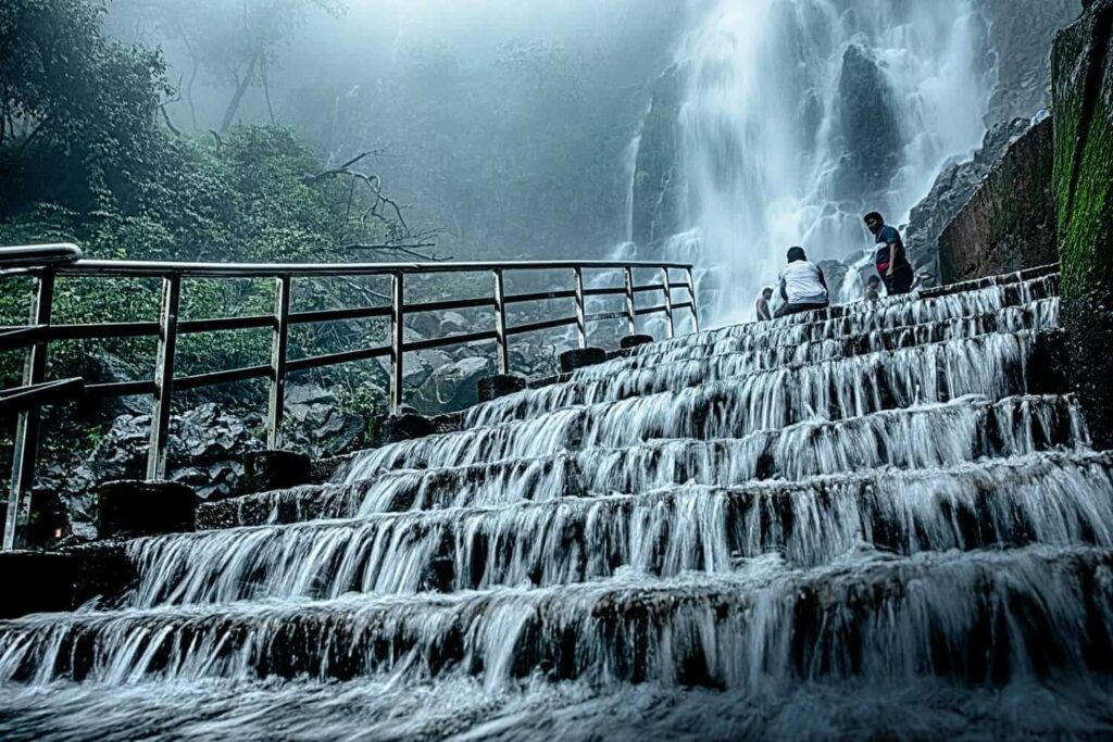 10 Best Places to Visit in May in Maharashtra for a Summer Getaway 8 Amboli Ghat min