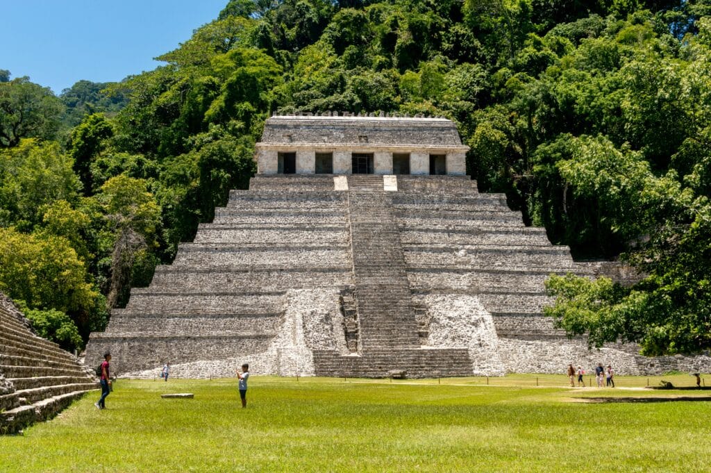 Best Countries to Visit in May: Top 10 Destinations for Spring Travel (2025) 8 May