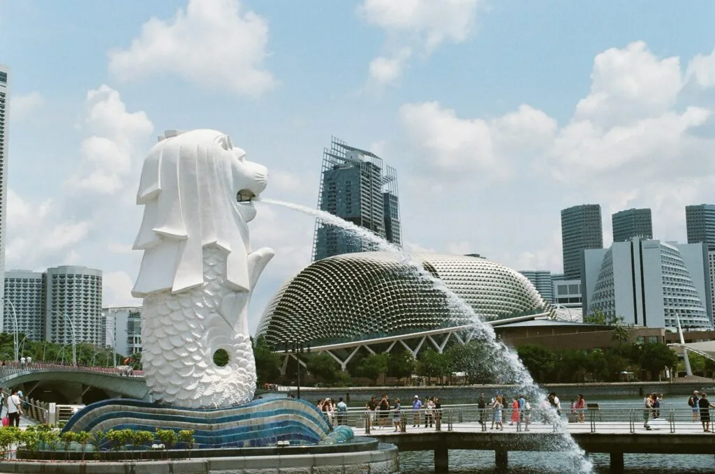 Top Safe Countries for Solo Women Travelers 2025 8 Singapore