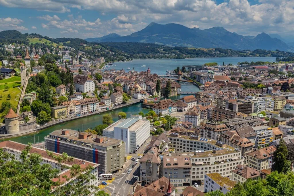 Places to Visit in Switzerland: The Ultimate 2025 Travel Bucket List 3 Lucerne