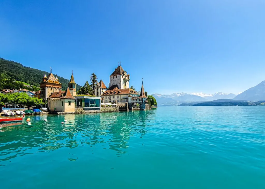 Places to Visit in Switzerland: The Ultimate 2025 Travel Bucket List 9 Thun