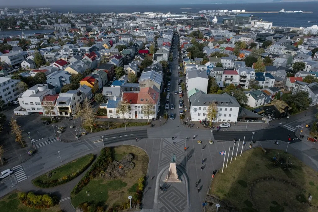Top Safe Countries for Solo Women Travelers 2025 1 Safest Countries for Solo Female Travelers Iceland