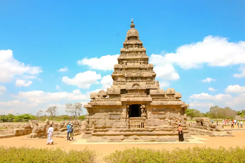 10 Oldest Temples in India You Must Visit in 2025 – Explore Timeless Wonders! 3 Shore Temple, Tamil Nadu