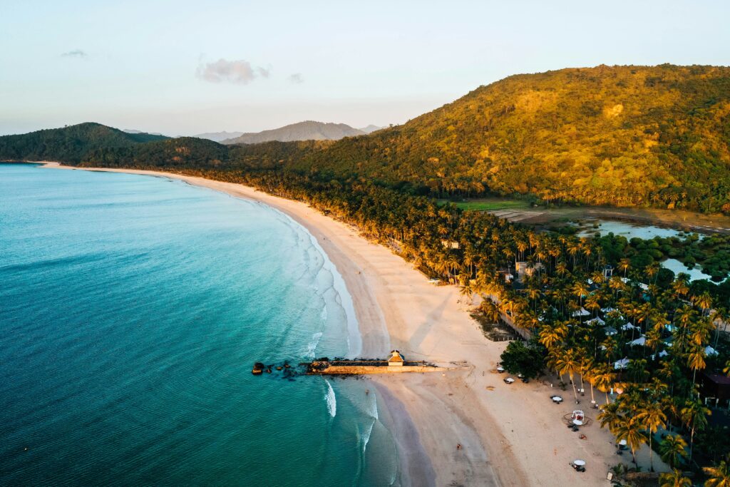 10 Best Beaches in the World 8 Best Beaches in the World