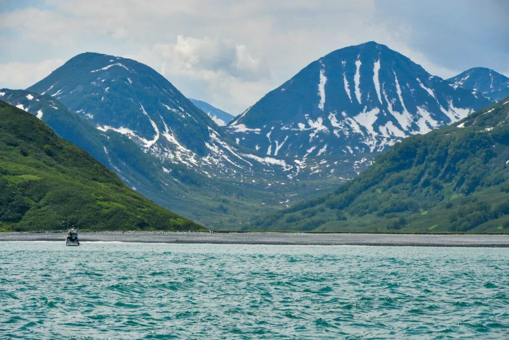 Best Places to Visit in Russia for an Unforgettable Trip 9 Valley of Geysers, natural wonder in Kamchatka Peninsula, Russia