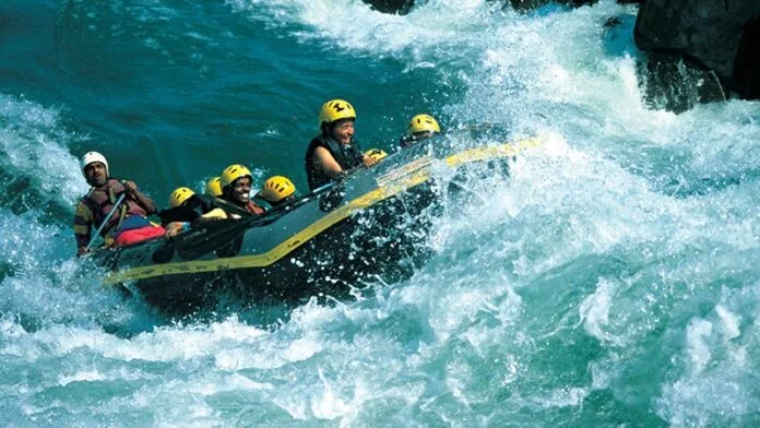 top 10 thrilling offbeat water sports destinations in india