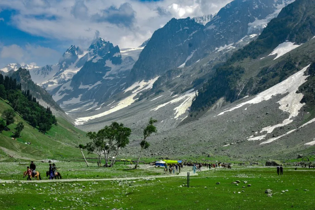 Summer tourist places