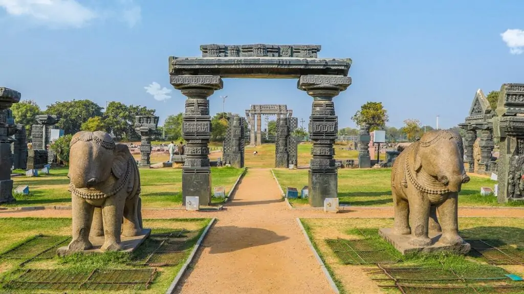 Best Weekend Trips from Hyderabad: Top Getaways Within 500 km 3 2 kakatiya rock and musical garden warangal telangana city hero min