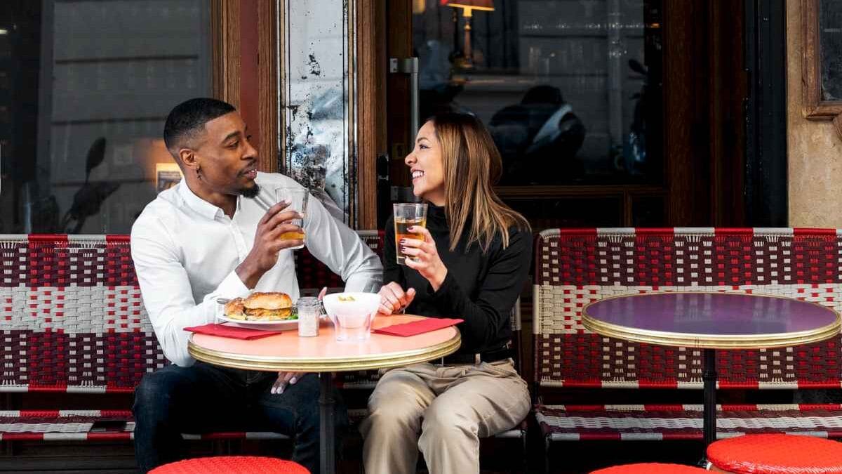 Top 5 Romantic Experiences in Paris, Venice & Santorini 5 Romantic
