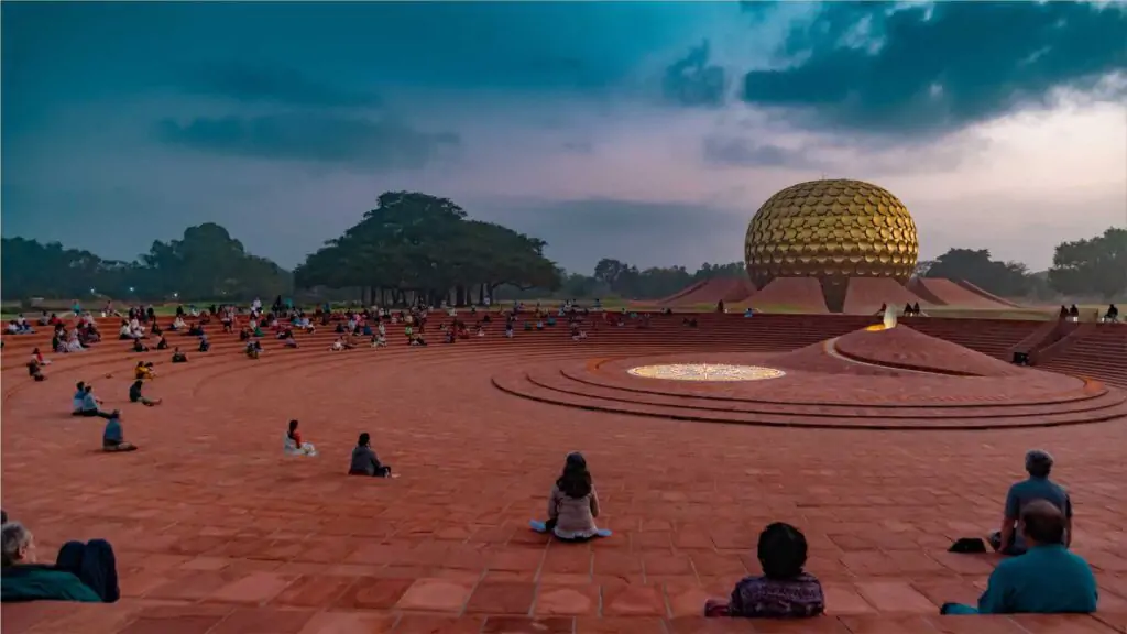 Auroville min