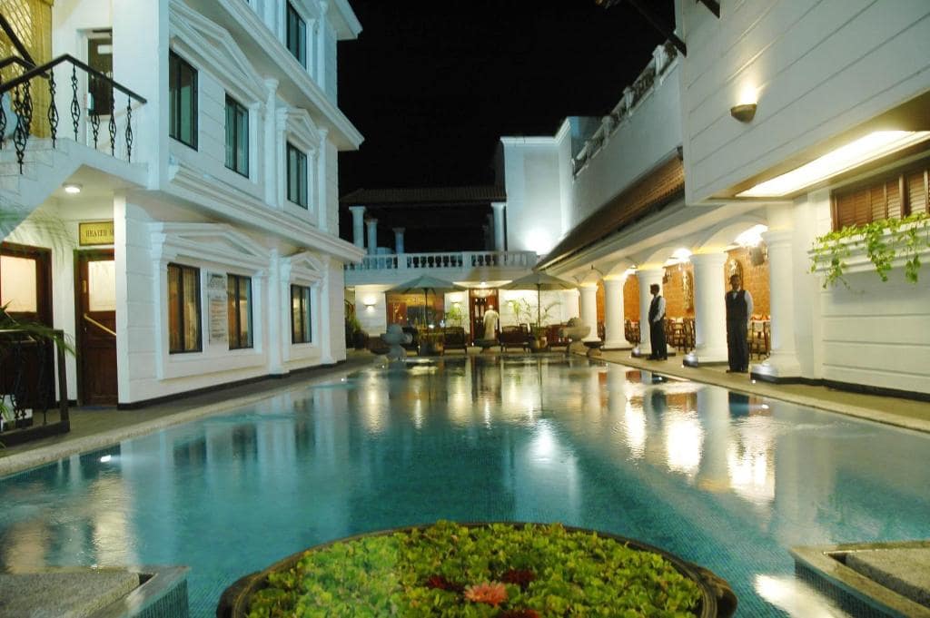 9 Best Beach Hotels in Pondicherry for the Perfect Coastal Escape 5 Business Travelers Short Stays min