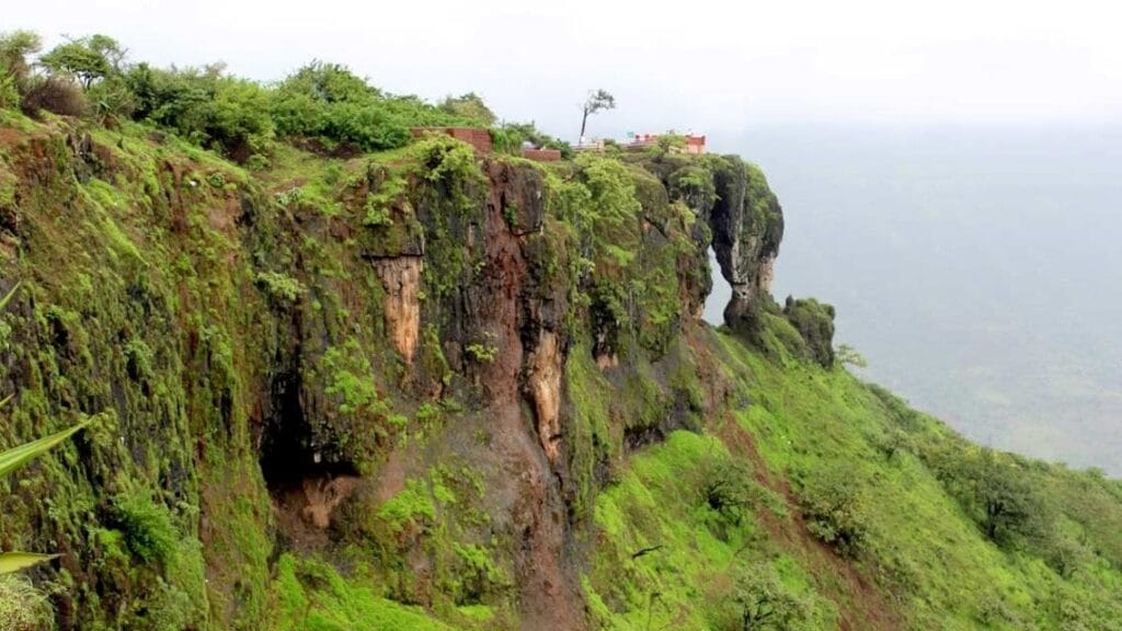 Top 10 Places to visit in Mahabaleshwar: A Complete Guide for Travelers 1 Elephent Head Point min