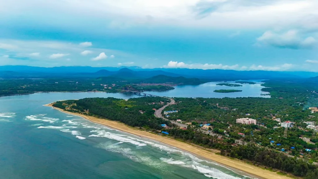 Bangalore to Goa Road Trip: Explore the Best Places 5 Karwar City