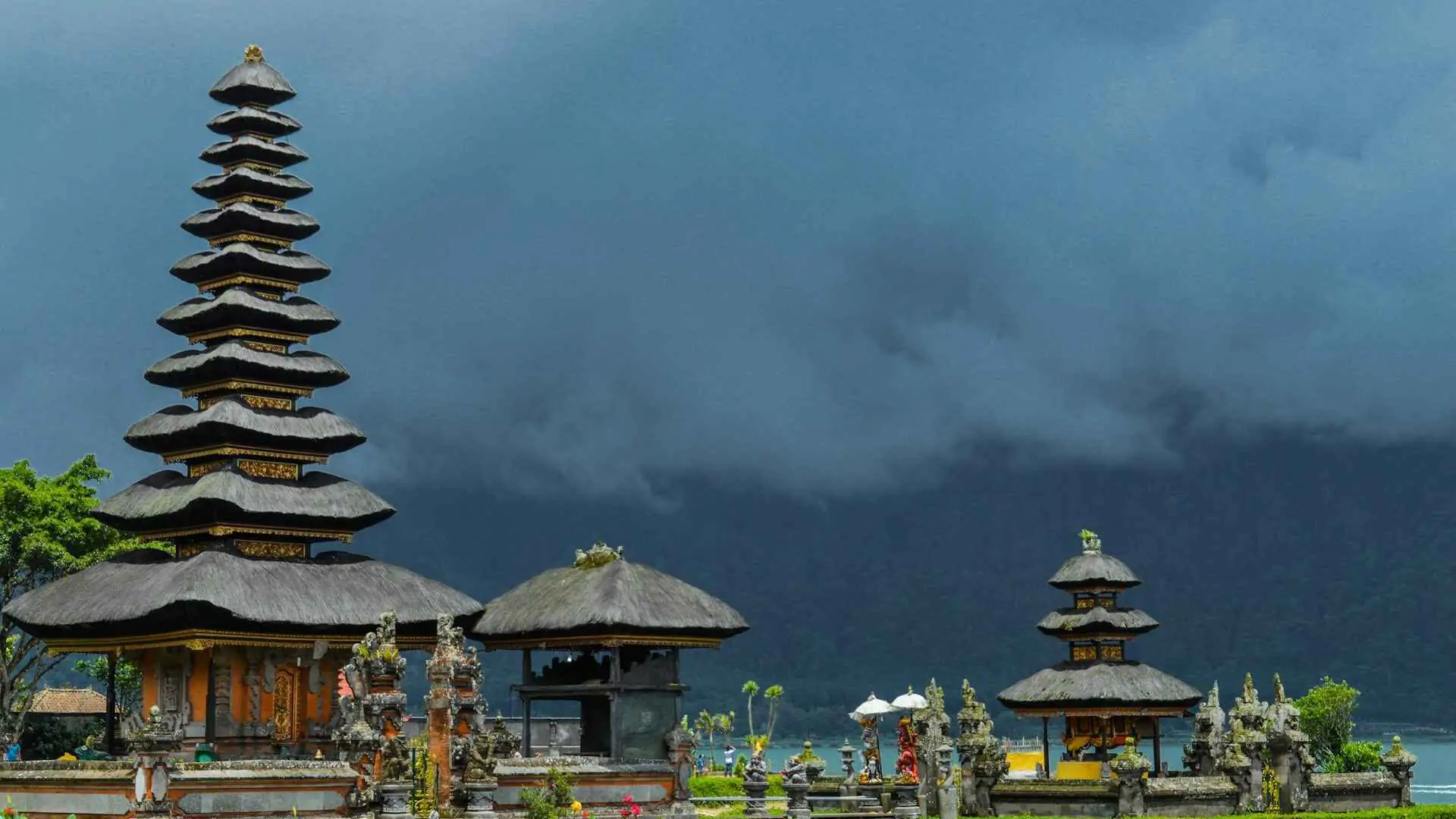 Best 10 Family-Friendly International Vacation Spots Indians Must Visit in 2025 5 audrey chambeau BBM0Ok0kmN4 unsplash 11zon edited