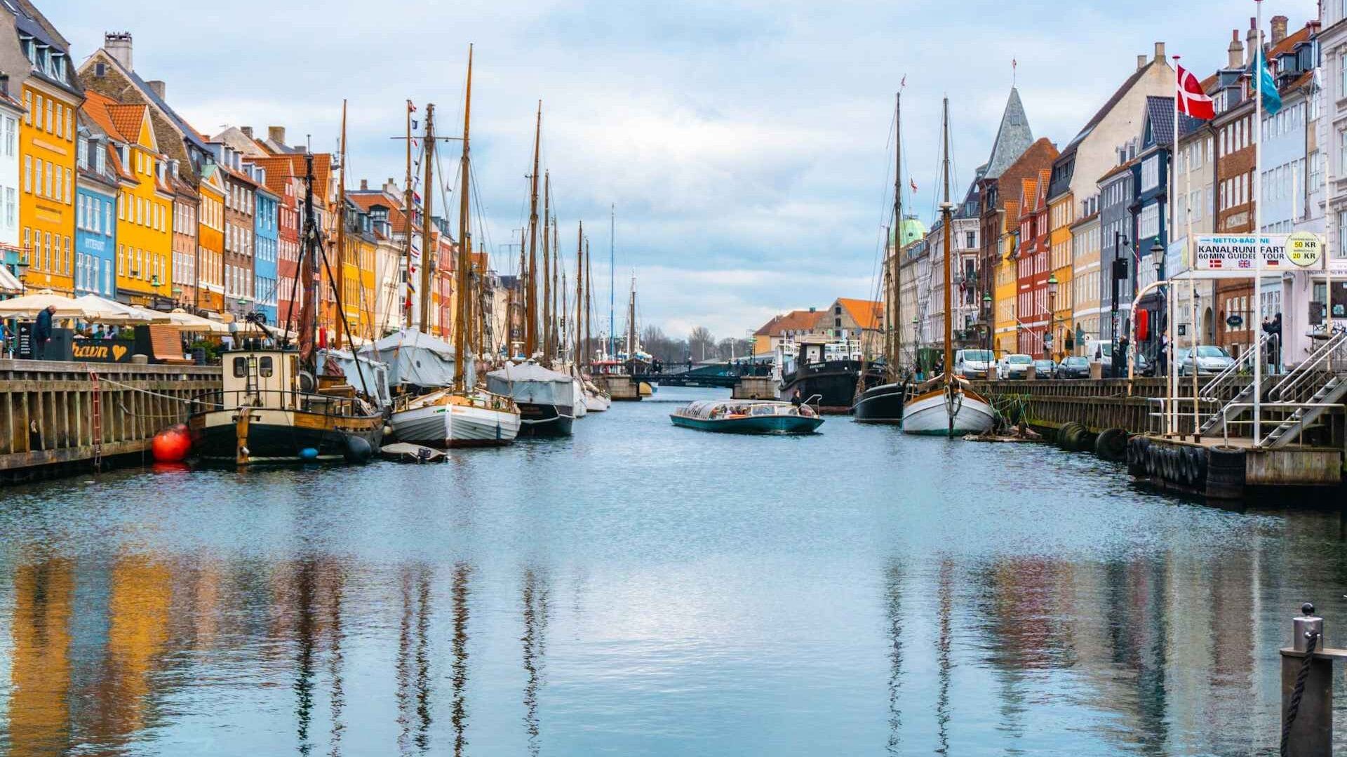 Top 10 Countries to Live and Work in 2025 2 Work
