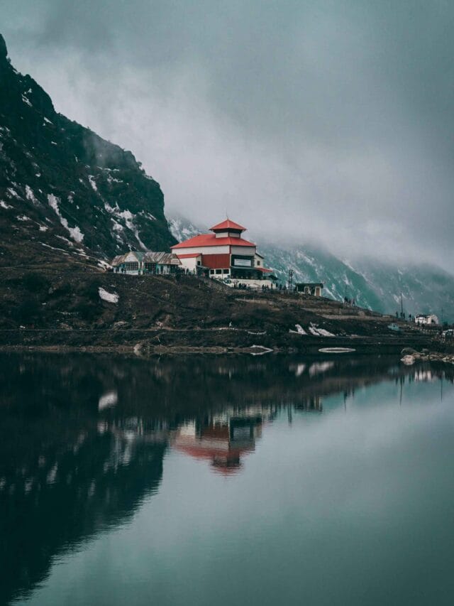 Beautiful Natural Places Near Sikkim