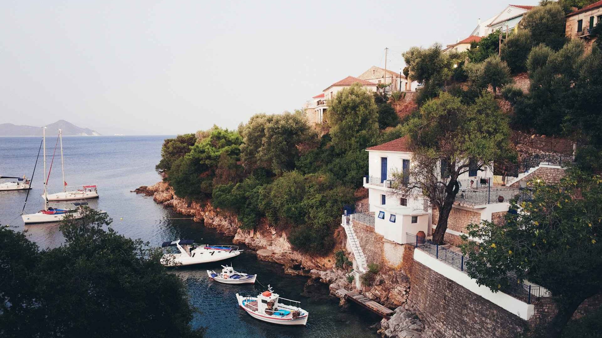 Planning Your Dream Greek Vacation? 7 Must-Visit Places To Add To Your Itinerary 4 Dream Greek Vacation: 7 Must-Visit Places in Greece