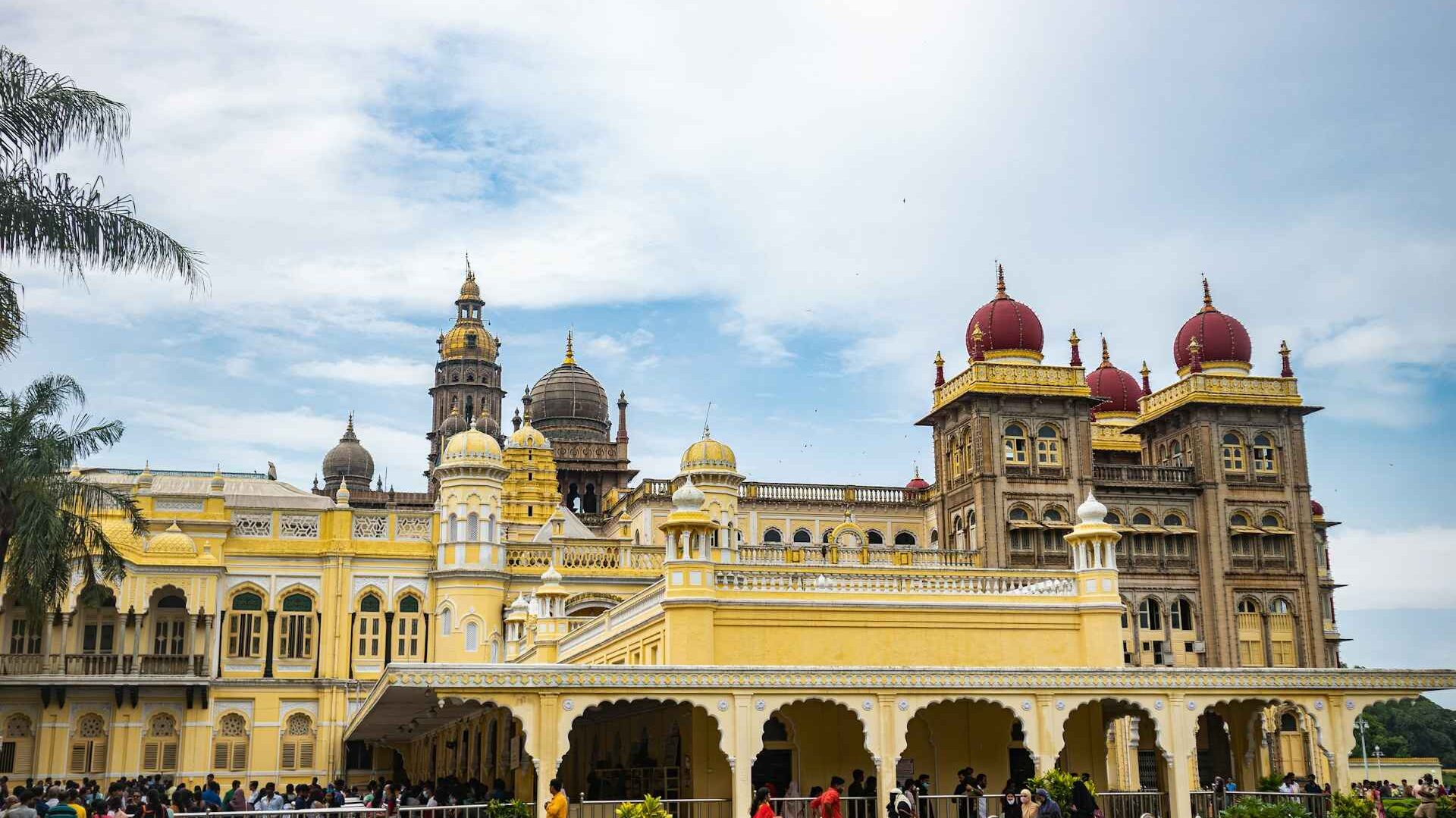Best Weekend Getaways from Bangalore for a Quick Summer Break 5 levi ari pronk CX sXmuNqLk unsplash 11zon edited