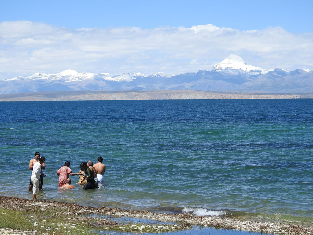 Kailash Mansarovar Yatra: Pilgrimage to the Abode of Shiva 3 manasarovar snan