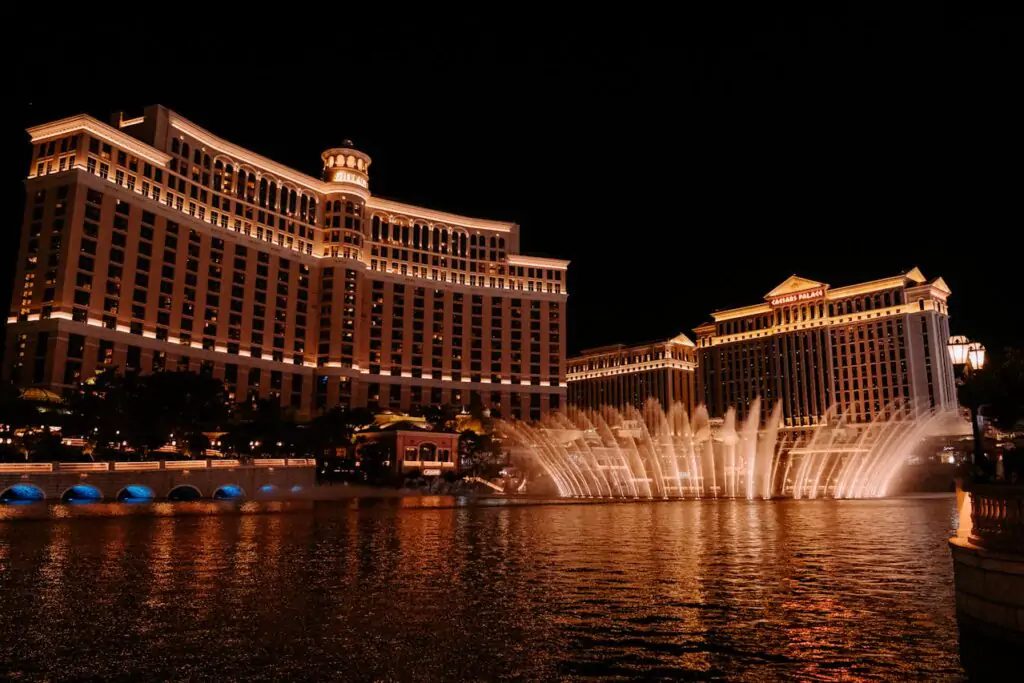 Things to Do in Vegas for Couples 2 Couples
