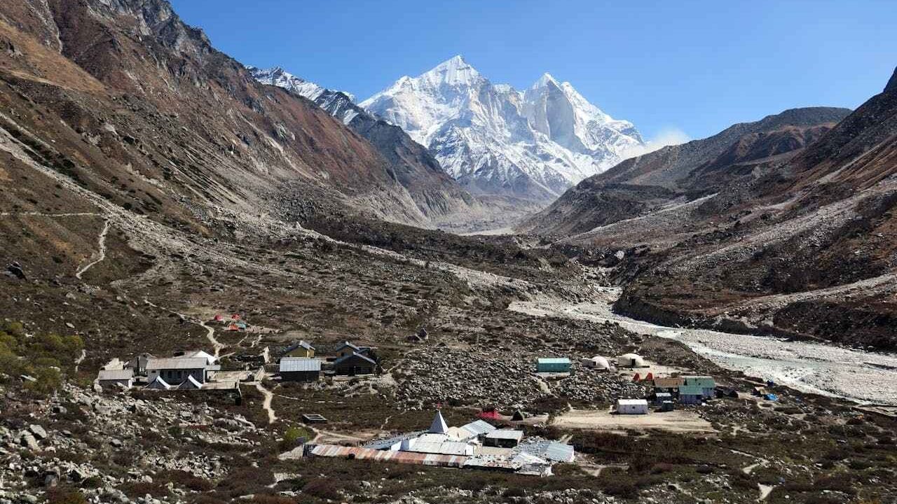 Top Trekking Destinations in the Himalayas – Summer 2025 Guide 5 pexels indu bikash sarker 116278202 18750765 11zon edited
