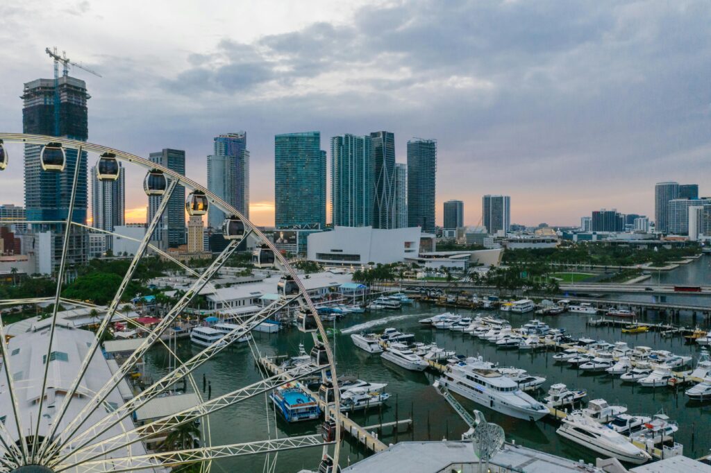 10 Best Vacation Spots in Florida You Need to Book Now 2 pexels mikhail nilov 9400836 min