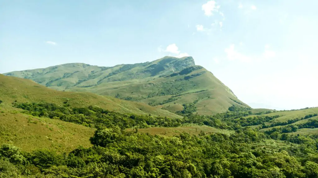 Top 10 Monsoon Destinations in Karnataka 9 pexels taosif jamal 424987993 15172763 min