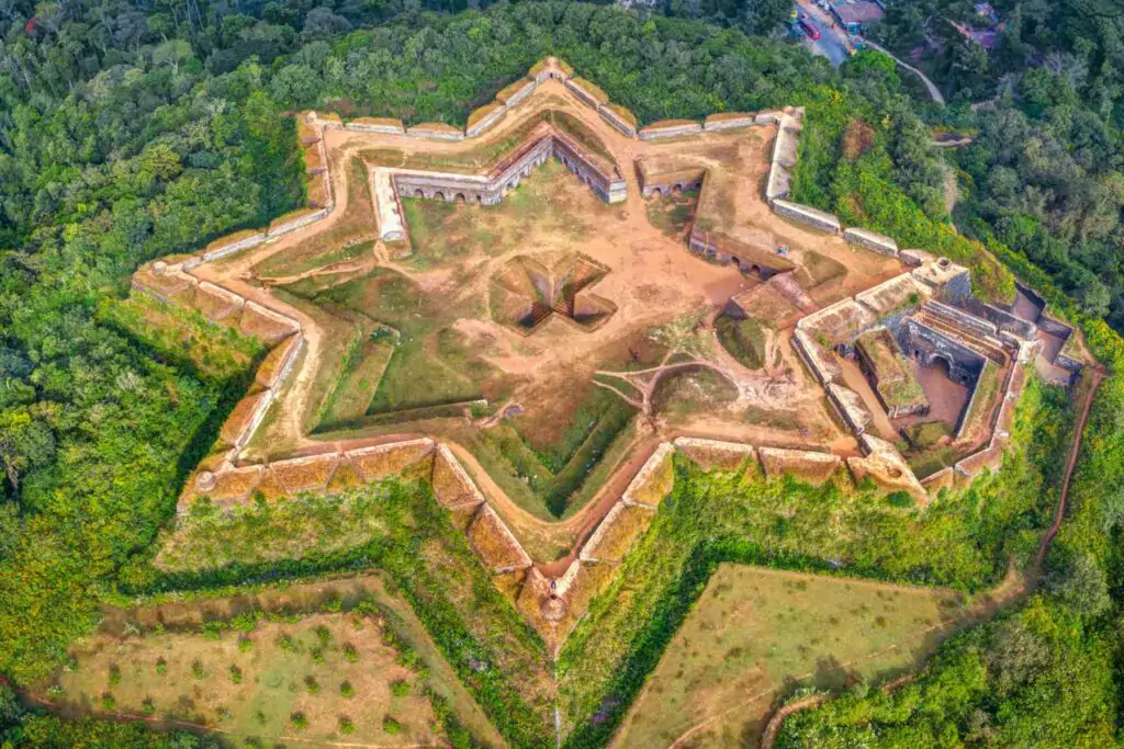 Top 10 Monsoon Destinations in Karnataka 5 places to visit in Sakleshpur min