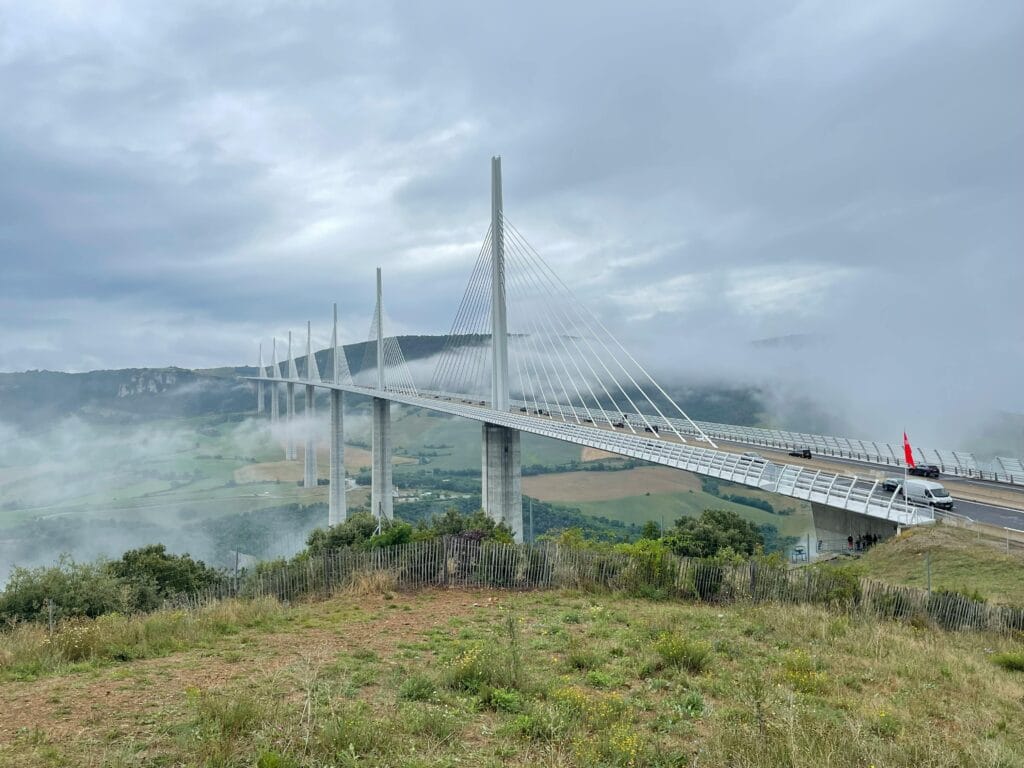 Top 10 Unbelievable Bridges in the World That Will Blow Your Mind 1 pexels arnaud vigne 36746332 11750363 min