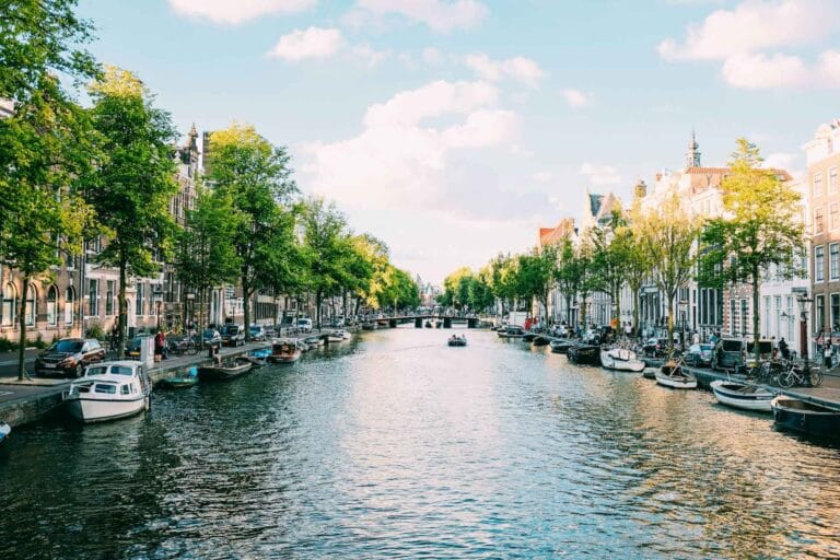 Best places to visit in  Amsterdam