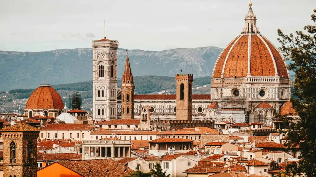 Things to Do in Florence – Roam Traveller’s Ultimate Travel Guide 2 ali nuredini X35Ivset6 Y unsplash 11zon