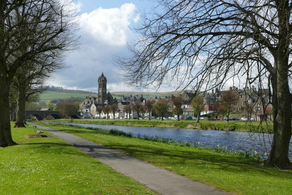 Uncover Inverness: Scotland’s Highland Charm & Hidden Wonders 5 scotland