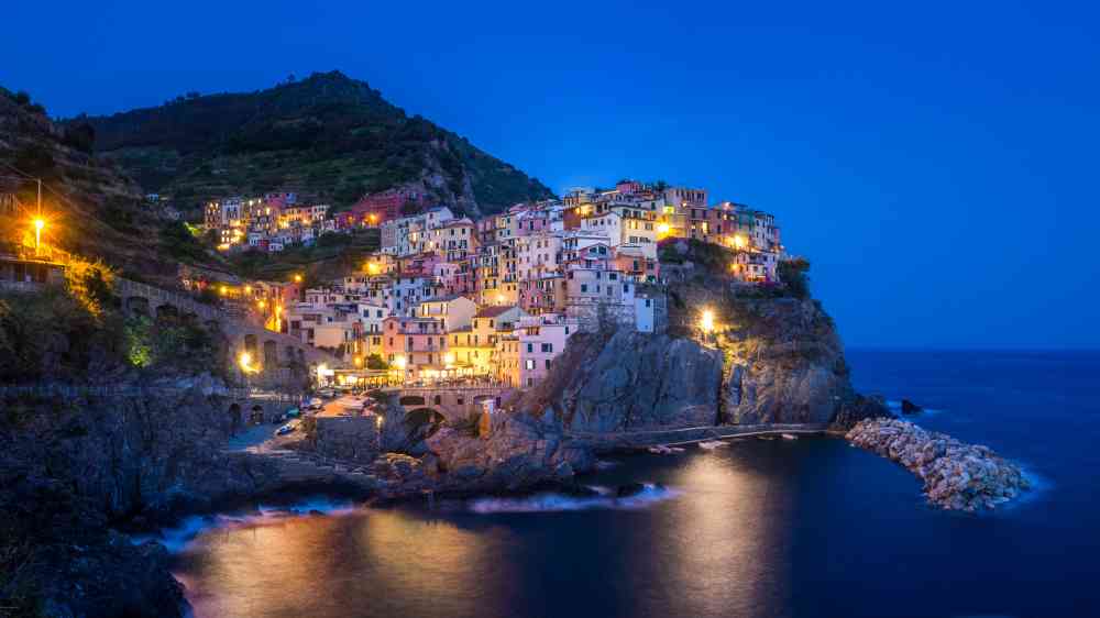 Best Places to Visit in Italy for Couples 3 Amalfi Coast